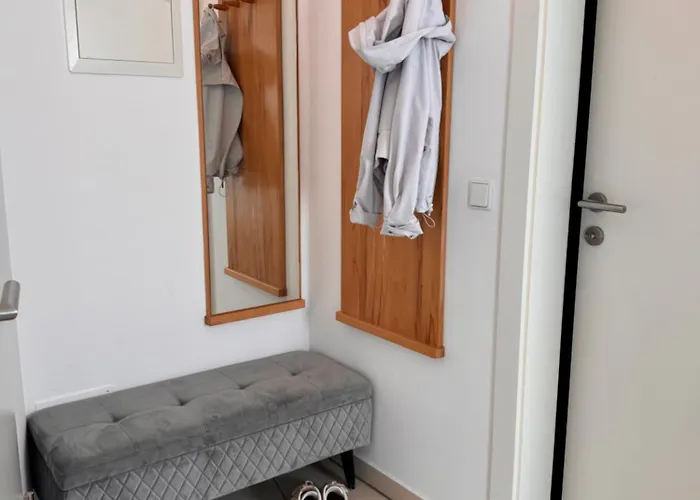 & Family - Adler * Капрун